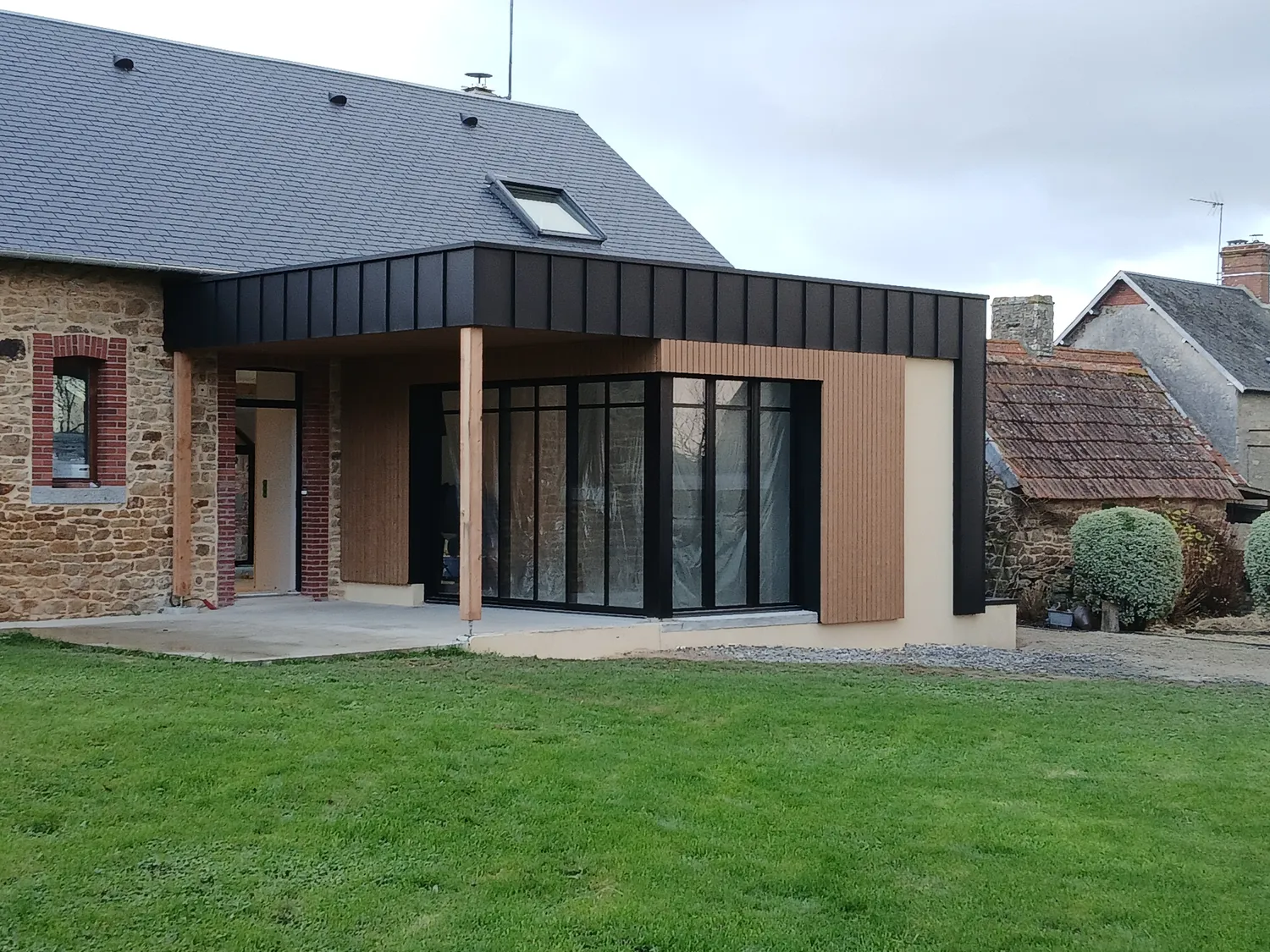 agrandissement de maison fougerolles du plessis