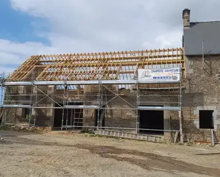 charpentier à Ducey-Les Chéris - image 3