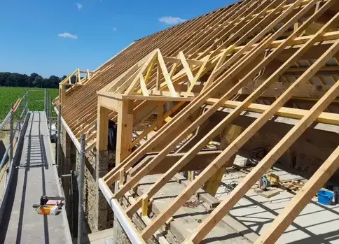 charpentier Fougerolles-du-Plessis-3