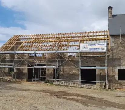 charpentier à Saint-James - image 3