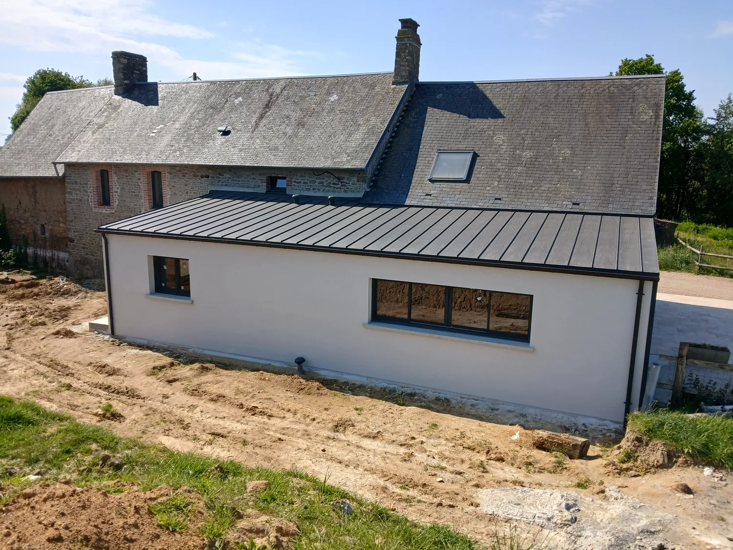 installation de carport ducey les cheris